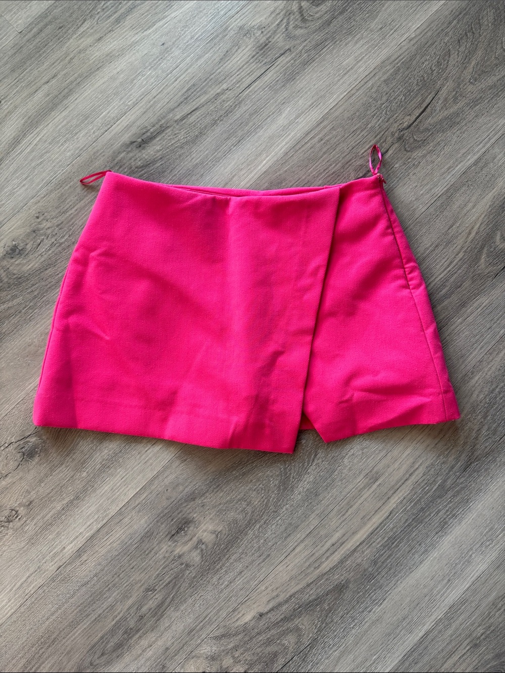 Zara Bright Pink Mini Skort size small